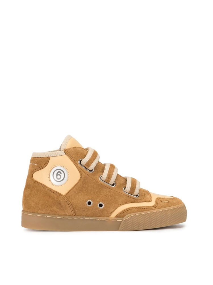 CAMEL TOUCH STRAPS SNEAKERS  MM6 카멜 터치 스트랩 스니커즈 - 아데쿠베