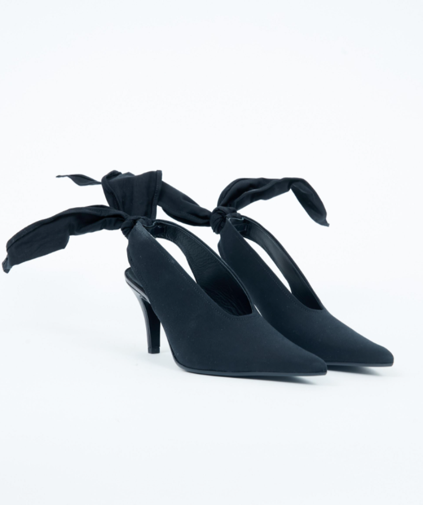 MM6 BLACK OPEN-HEEL WITH BACK BOW  메종마르지엘라 보우 백 슬링백 힐 - 아데쿠베